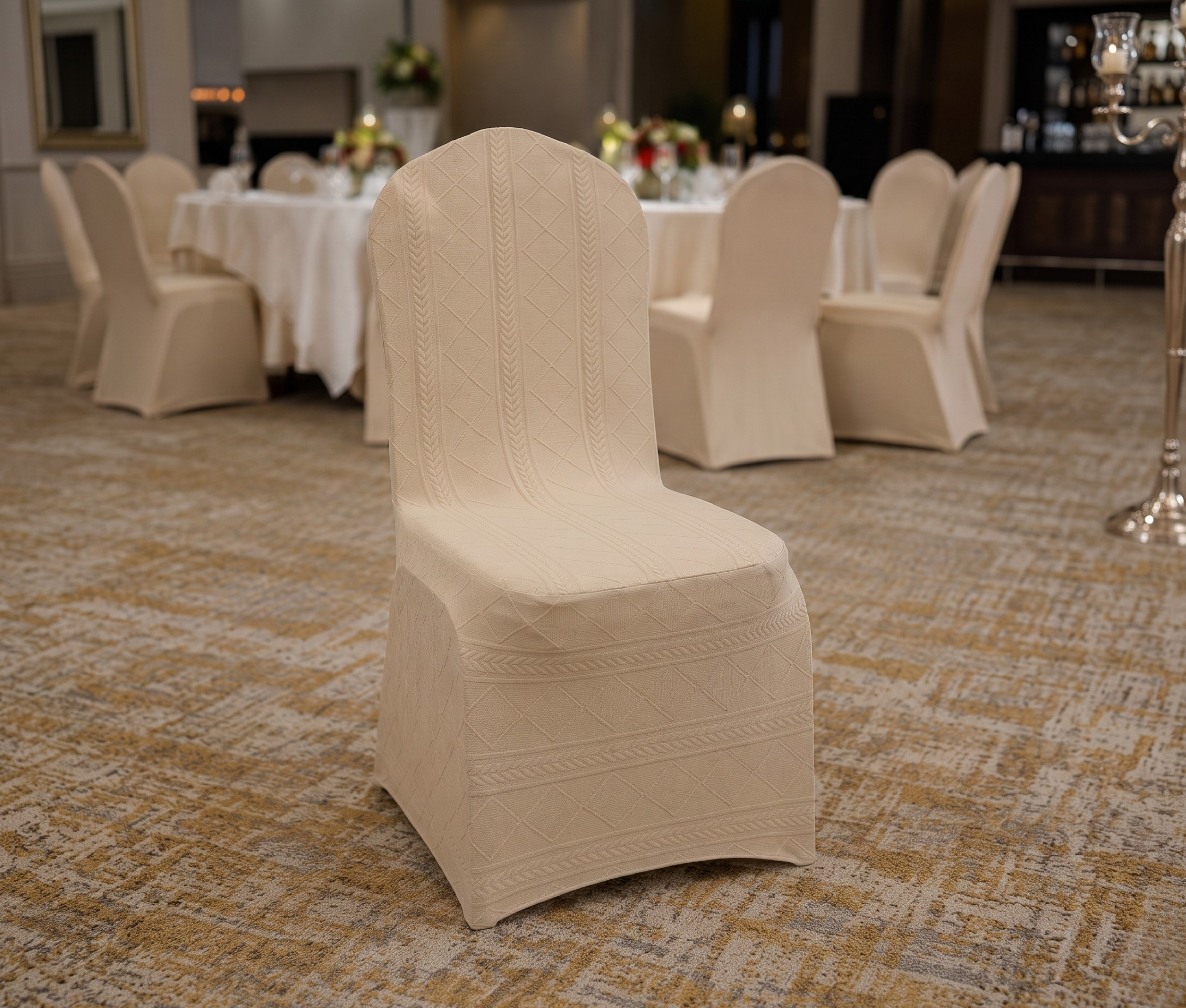 Braided Texture Banquet Cover